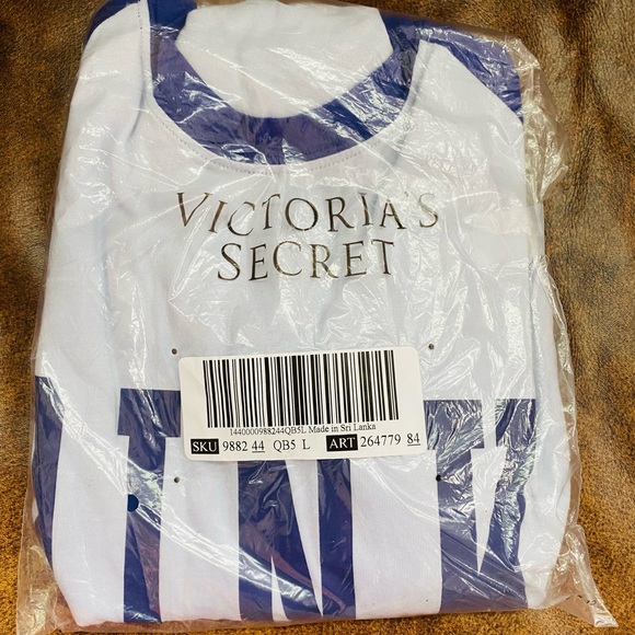 NEW VSPINK TWO TONE PURPLE LOGO CAMPUS BASEBALL TEE SIZE LARGE - Picture 2 of 4